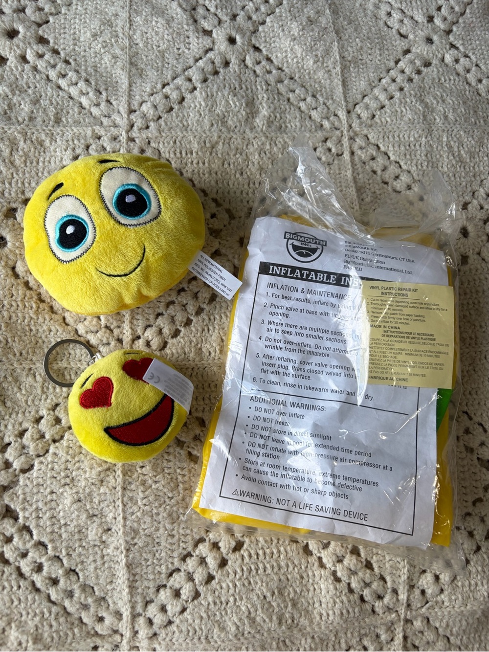 A bit of a mystery - assuming this float is a smiley face. New